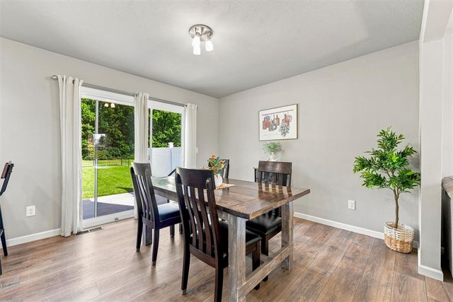 47321 Silver Oaks Boulevard, Mattawan, MI 49071