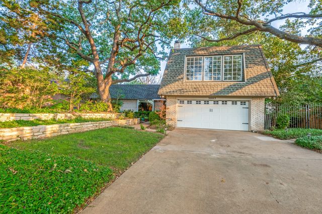 3005 E Cortez Court, Irving, TX 75062