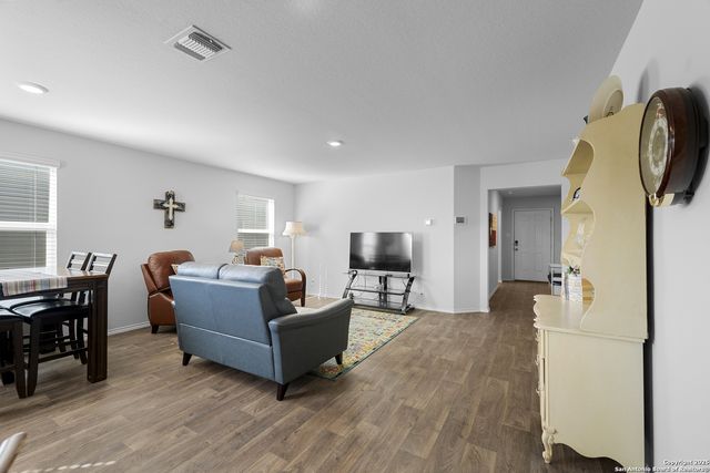 5526 Rosillo Gate, San Antonio, TX 78222