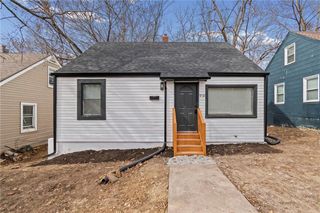5752 College Avenue, Kansas City, MO 64130
