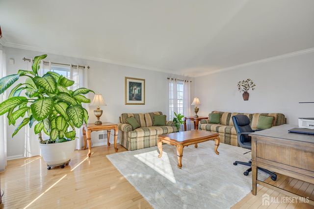 4 Rachel Lane, Monroe, NJ 08831