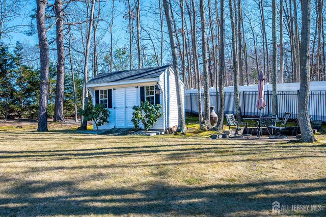 4 Rachel Lane, Monroe, NJ 08831