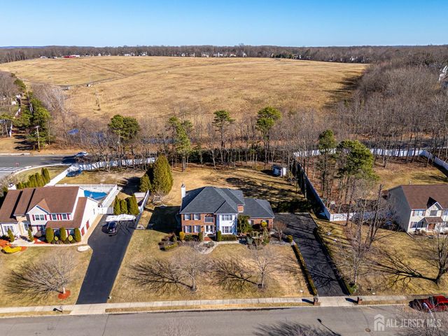 4 Rachel Lane, Monroe, NJ 08831