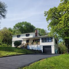 91 Jennifer Road, Hamden, CT 06514