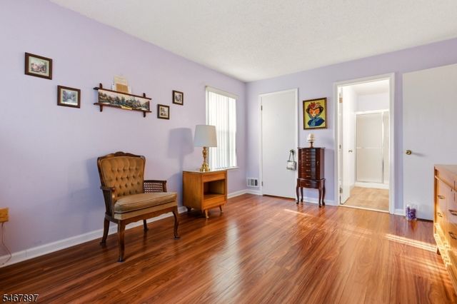 401 Danbury Ln 401, East Brunswick Twp., NJ 08816