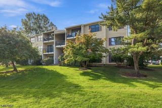 401 Danbury Ln 401, East Brunswick Twp., NJ 08816