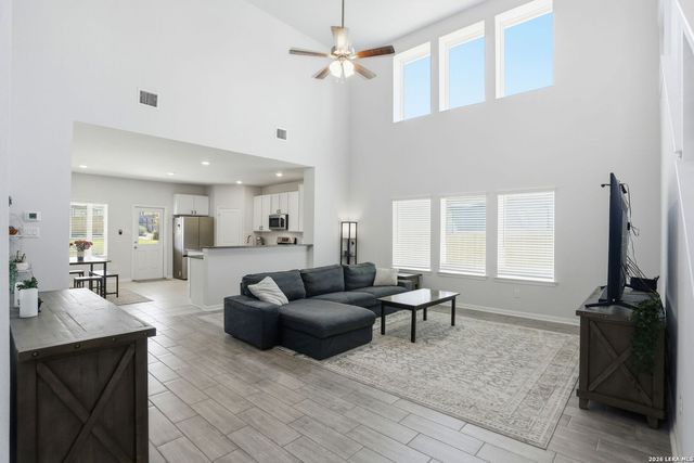 181 Josh Ln, San Antonio, TX 78253