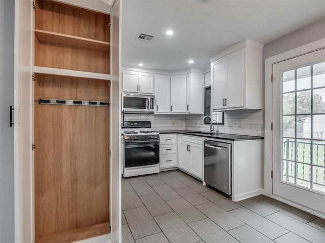7205 NW 45th Street, Bethany, OK 73008