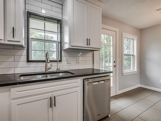 7205 NW 45th Street, Bethany, OK 73008