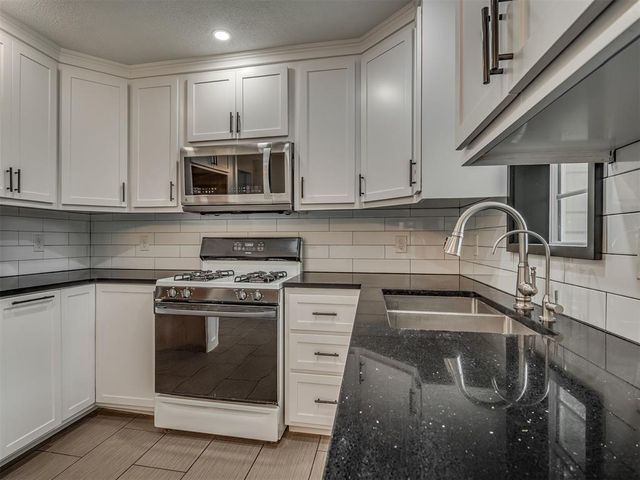 7205 NW 45th Street, Bethany, OK 73008