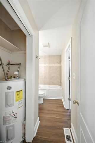 2826 Lens AVE, Norfolk, VA 23509