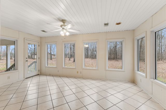 698 Houston Fielder Rd, Clarksville, TN 37043