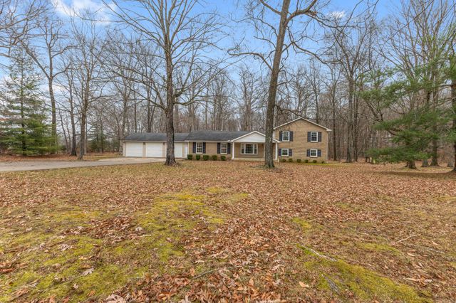 698 Houston Fielder Rd, Clarksville, TN 37043