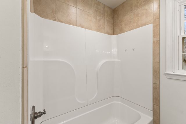 698 Houston Fielder Rd, Clarksville, TN 37043