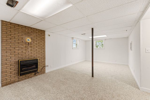 698 Houston Fielder Rd, Clarksville, TN 37043