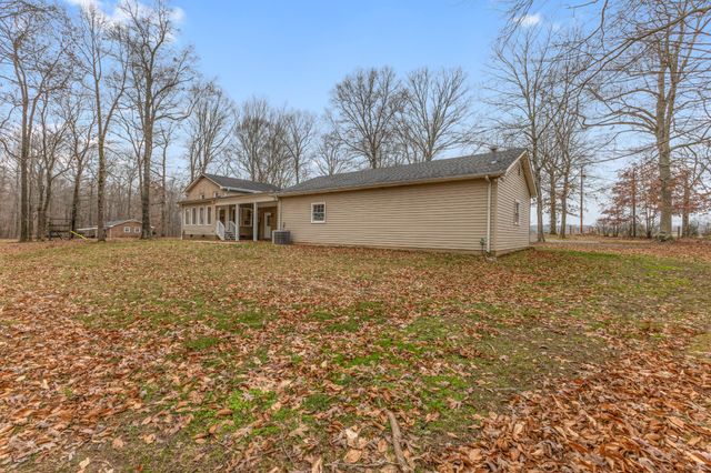 698 Houston Fielder Rd, Clarksville, TN 37043