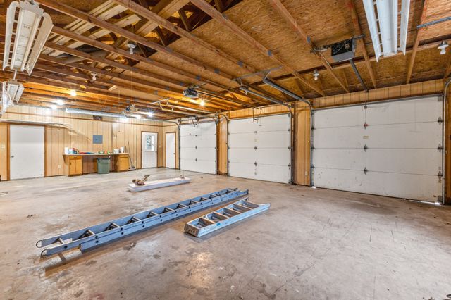 698 Houston Fielder Rd, Clarksville, TN 37043