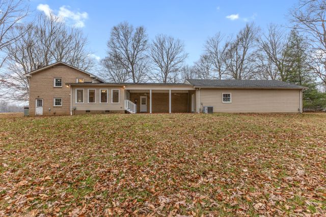 698 Houston Fielder Rd, Clarksville, TN 37043