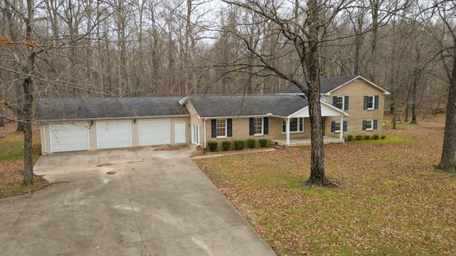 698 Houston Fielder Rd, Clarksville, TN 37043