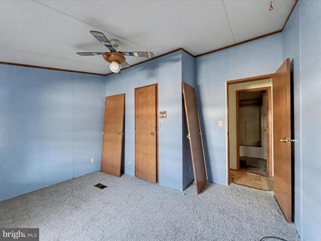 1680 WOOD CREST LN, Glen Rock, PA 17327