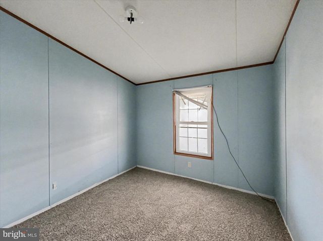 1680 WOOD CREST LN, Glen Rock, PA 17327