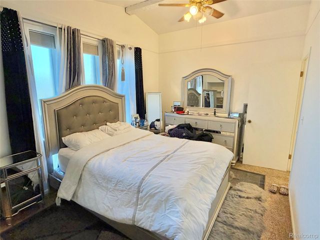 38233 Medville Drive, Sterling Heights, MI 48312