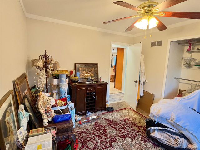38233 Medville Drive, Sterling Heights, MI 48312