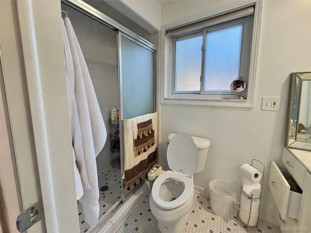 38233 Medville Drive, Sterling Heights, MI 48312