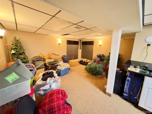 38233 Medville Drive, Sterling Heights, MI 48312