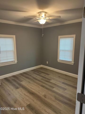 102 Howell Street, Greenville, NC 27834