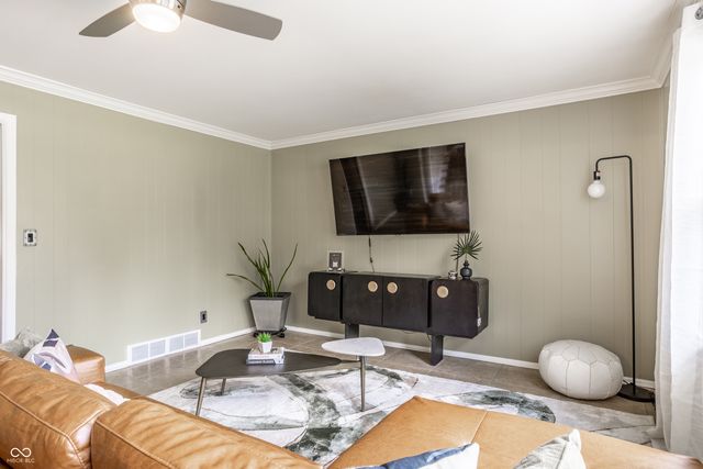 4825 Kessler Boulevard East Drive, Indianapolis, IN 46220