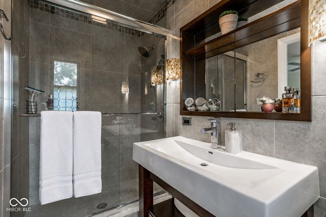 4825 Kessler Boulevard East Drive, Indianapolis, IN 46220