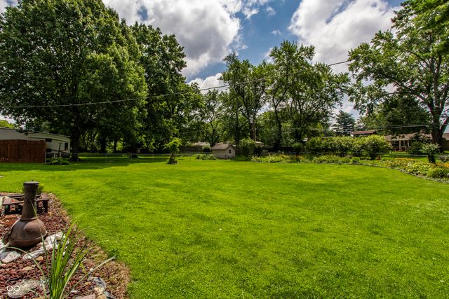4825 Kessler Boulevard East Drive, Indianapolis, IN 46220