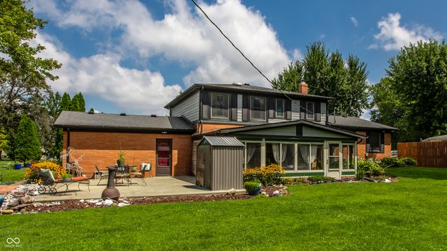 4825 Kessler Boulevard East Drive, Indianapolis, IN 46220