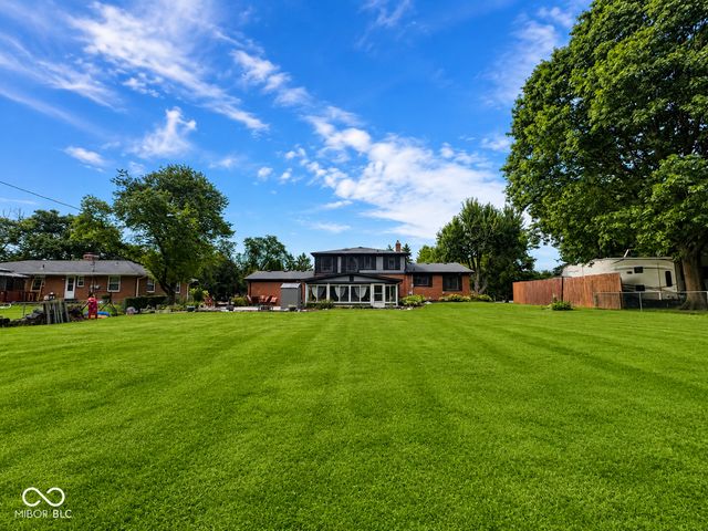 4825 Kessler Boulevard East Drive, Indianapolis, IN 46220