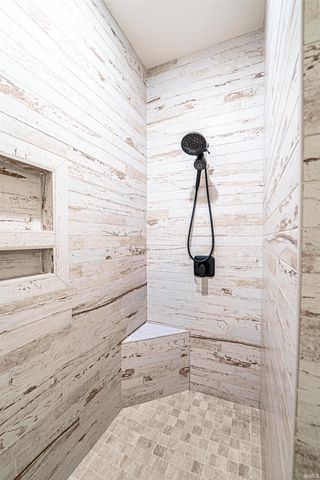 295 Quell Court, Fort Wayne, IN 46845