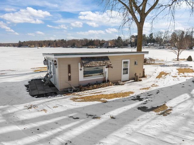 W2138 Melmar Drive, Markesan, WI 53946