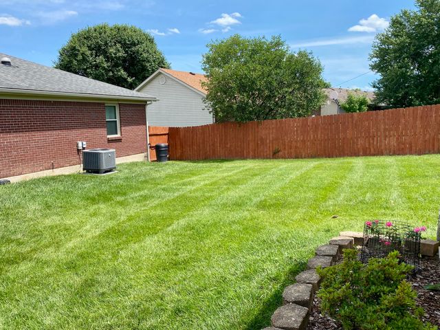 304 Woodspointe Way, Wilmore, KY 40390
