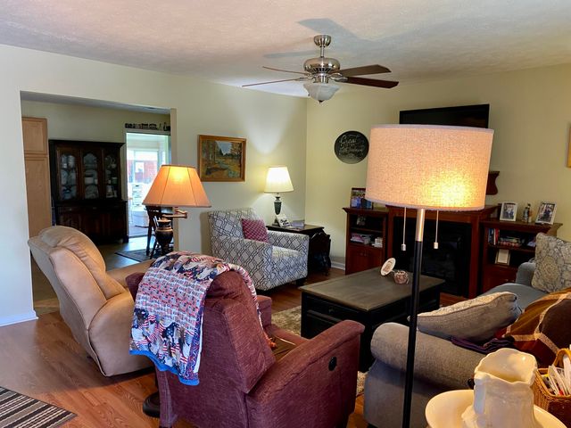 304 Woodspointe Way, Wilmore, KY 40390