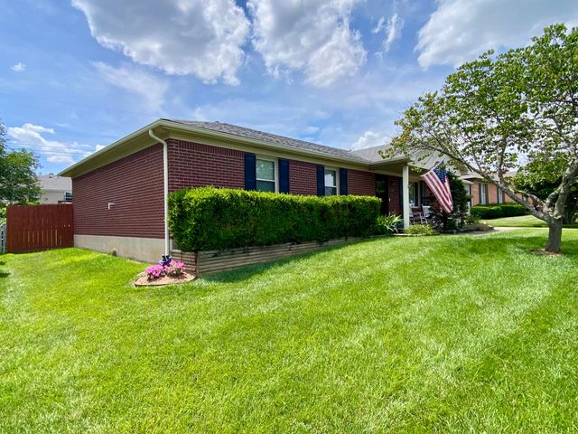 304 Woodspointe Way, Wilmore, KY 40390