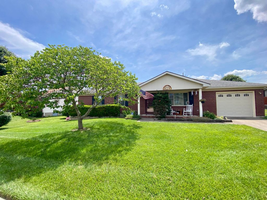 304 Woodspointe Way, Wilmore, KY 40390