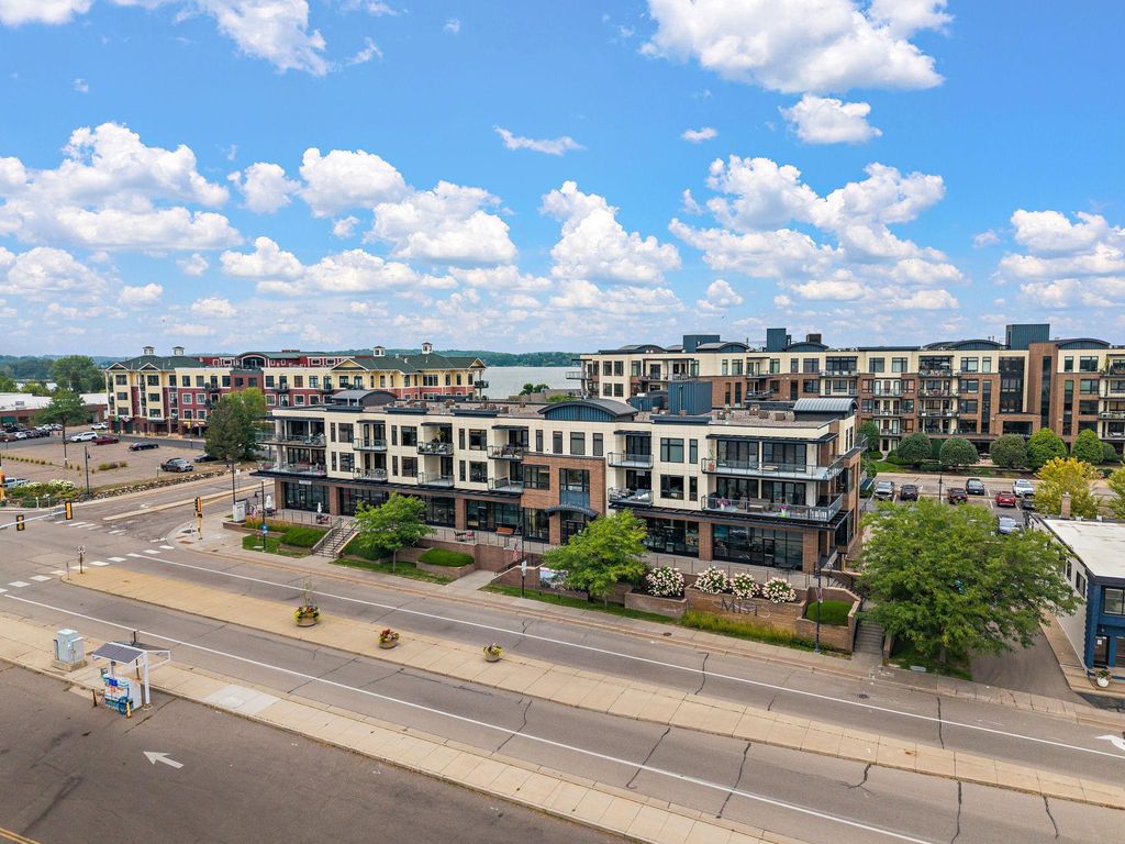 4100 Shoreline Drive, Spring Park, MN 55384 — exterior