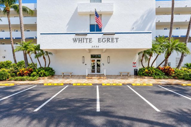 2200 NE 33rd Avenue 2J, Fort Lauderdale, FL 33305