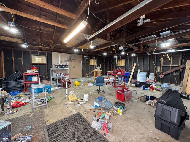 1010 N Harrison Street, Alexandria, IN 46001