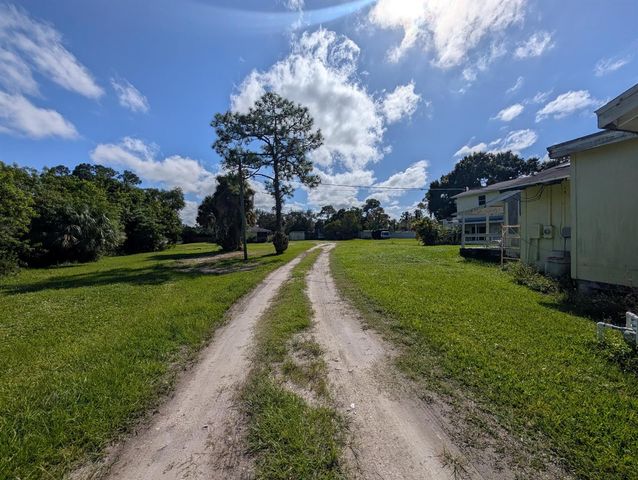 1500 SE Cove Road, Stuart, FL 34997