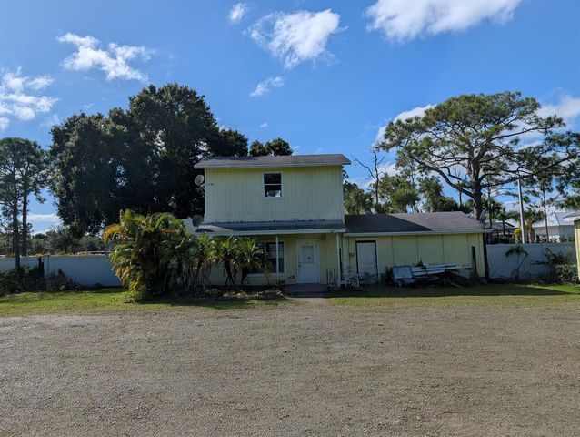 1500 SE Cove Road, Stuart, FL 34997