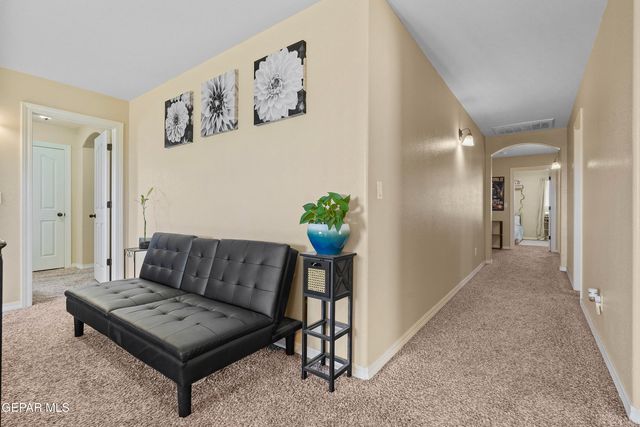 2072 ROBERT MINNIE Place A, El Paso, TX 79938