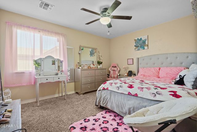 2072 ROBERT MINNIE Place A, El Paso, TX 79938