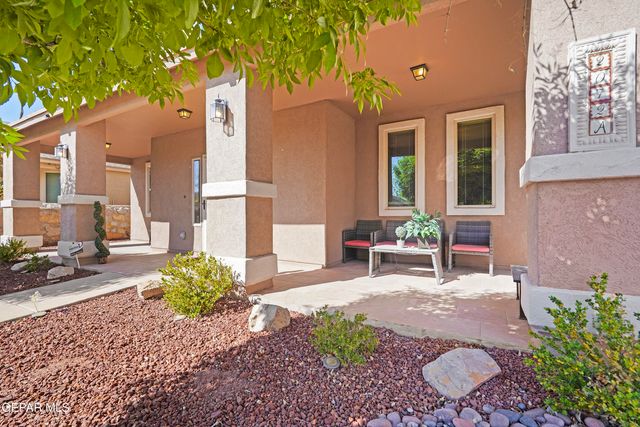 2072 ROBERT MINNIE Place A, El Paso, TX 79938