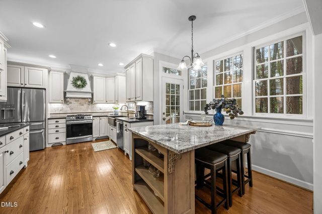 102 Parkroyale Lane, Cary, NC 27519